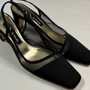Nina women’s sling back 3 inch black dress pump size 8.5
